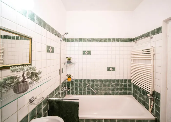 Free Parking - Little Urban Hideaway - Wifi, Ac Budapest
