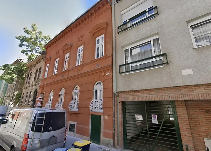 Free Parking - Little Urban Hideaway - Wifi, Ac Apartman Budapest
