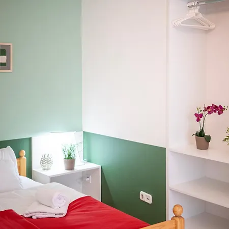 Free Parking - Little Urban Hideaway - Wifi, Ac * Budapest